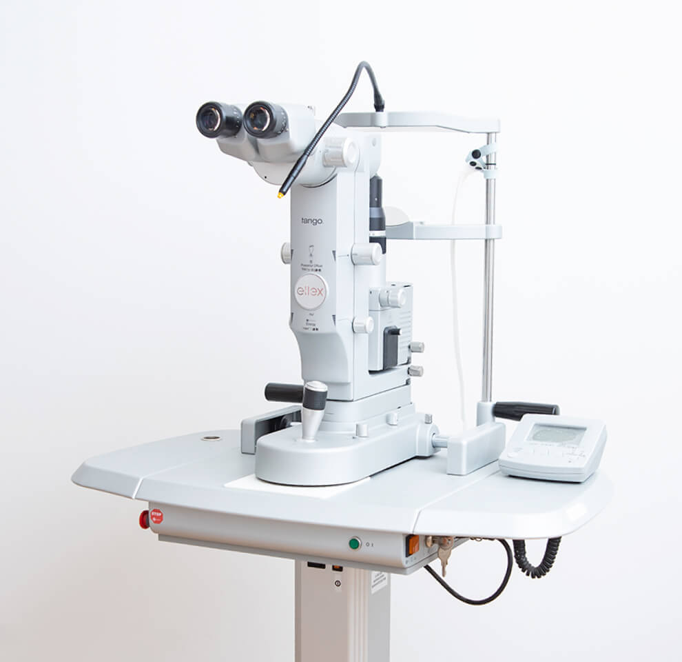 YAGレーザー装置